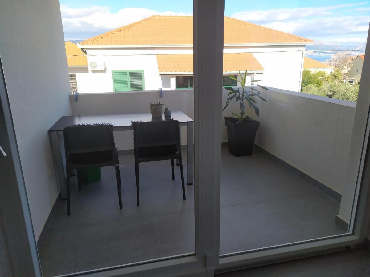 Apartmán Tiamar Slatine Exteriér fotografie
