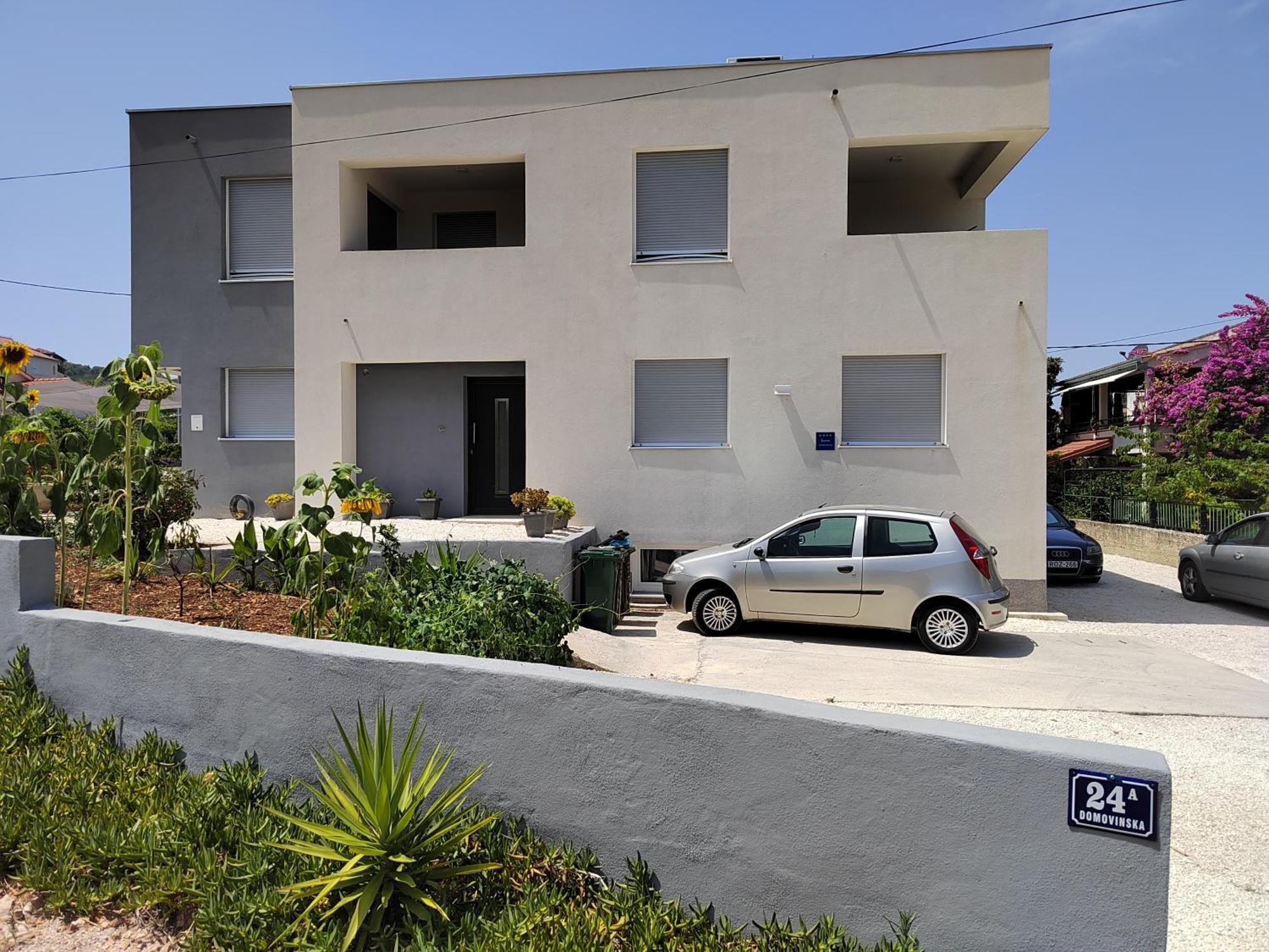Apartmán Tiamar Slatine Exteriér fotografie