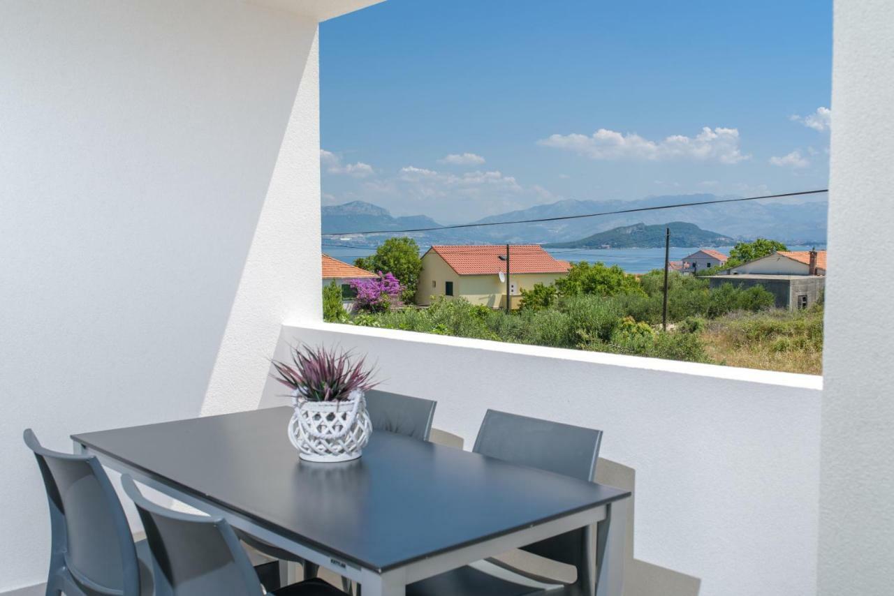 Apartmán Tiamar Slatine Exteriér fotografie
